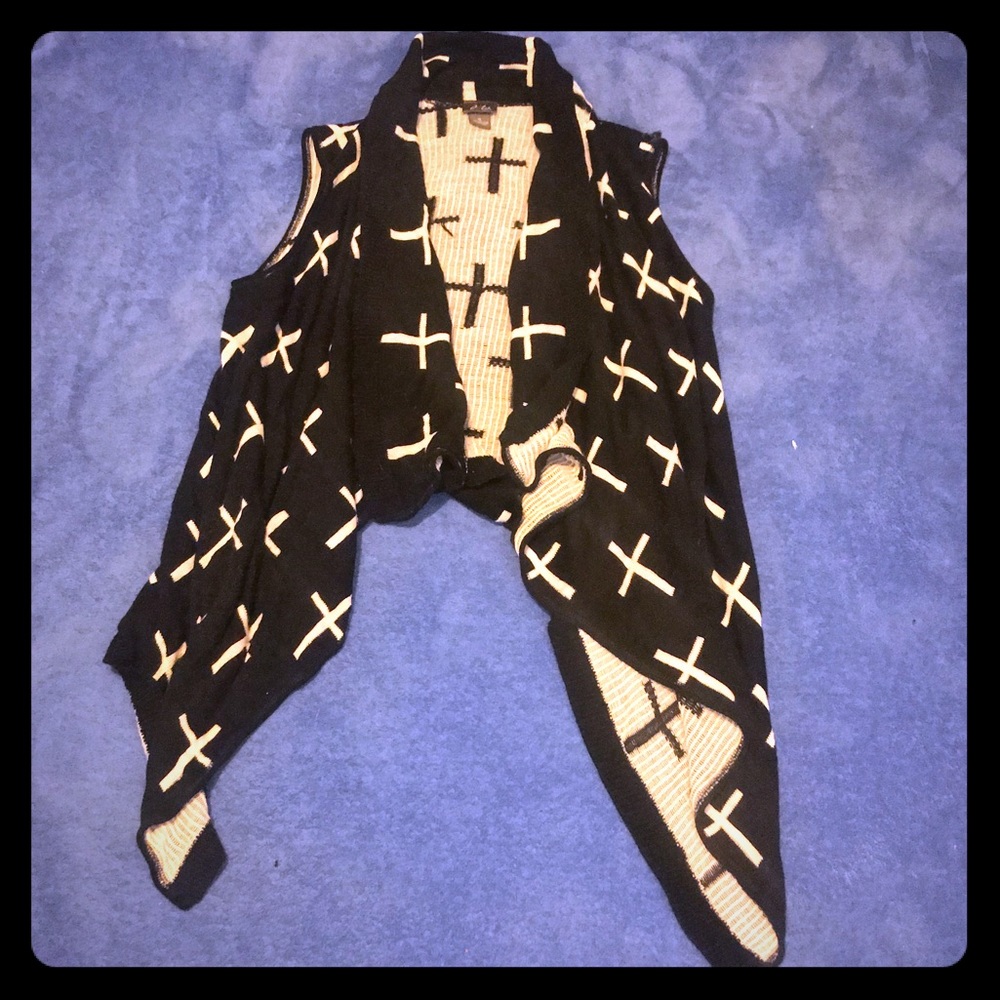 Sleeveless cardigan